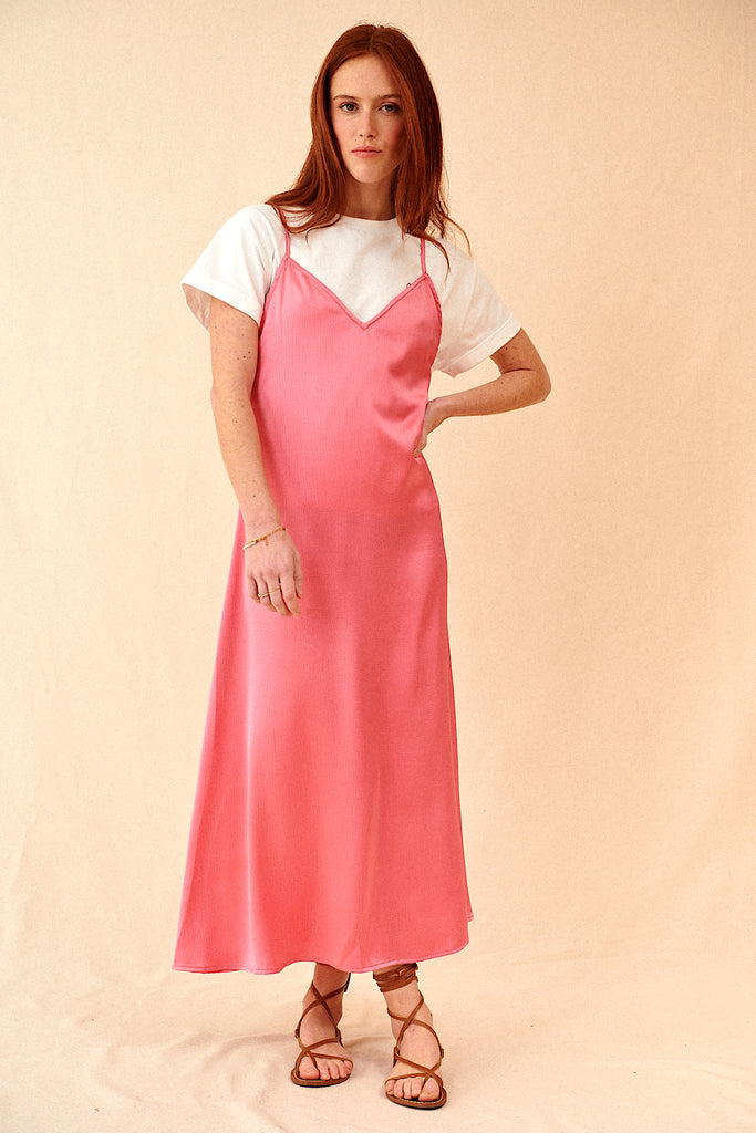 Robe longue dos nu et décolleté rose garance paris printemps été femme